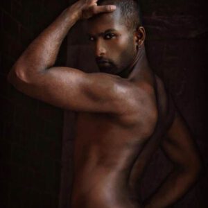 Lo que andabas buscando aqui tu moreno Trinidad ven conmigo papi